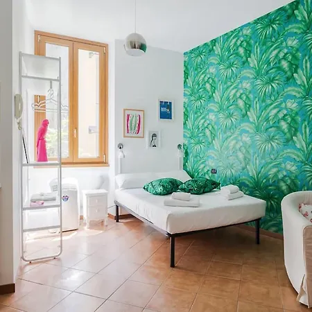 New In Isola Close To Center - Cola Montano Milan